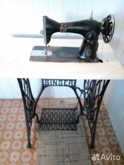 Швейная машина Singer