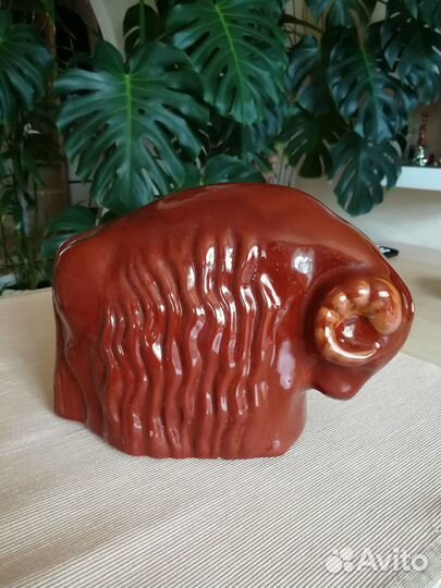 Статуэтка керамическая 