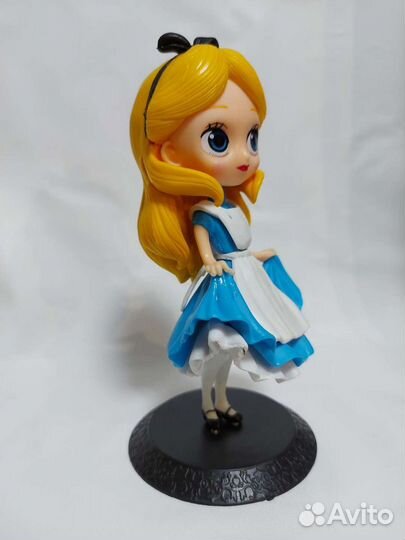 Фигурка Алиса в стране чудес