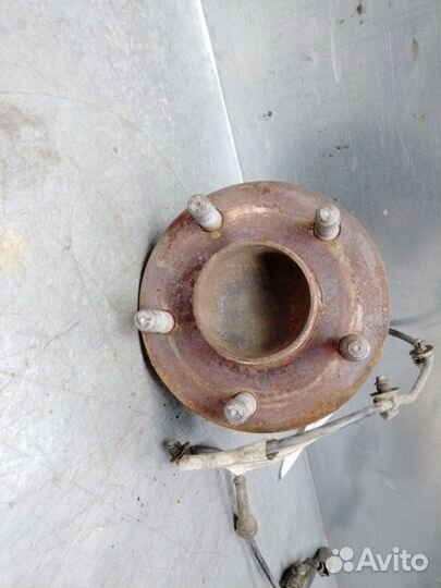 Ступица задняя Ford C-Max 2003-2010 минивэн 1 2008