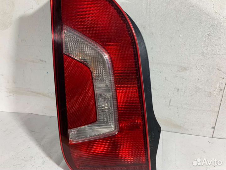 Фонарь задний левый Volkswagen Up 1S0945095D,1S0945111