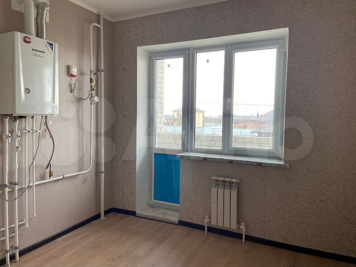 2-к. квартира, 52 м², 2/3 эт.