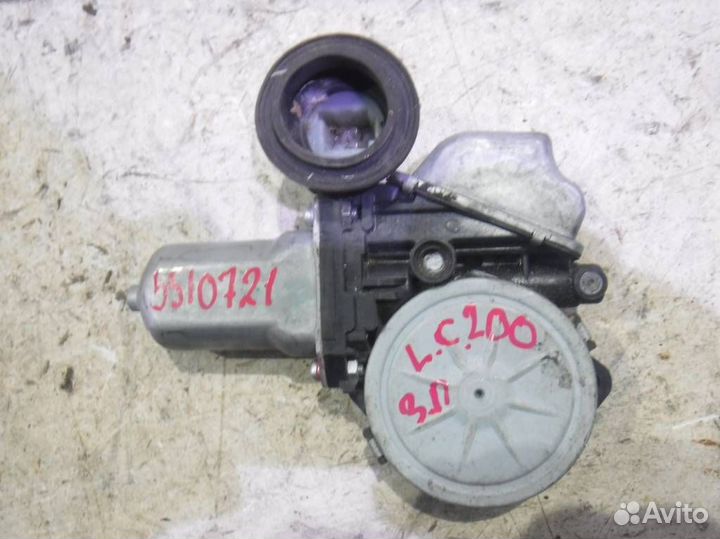 Моторчик заднего правого стеклоподъемника 85720601