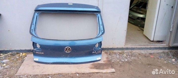Крышка дверь багажника Volkswagen Tiguan 1