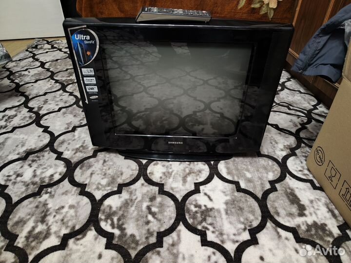Телевизор самсунг