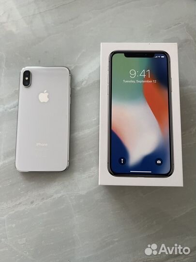 Телефон iPhone X 256 G