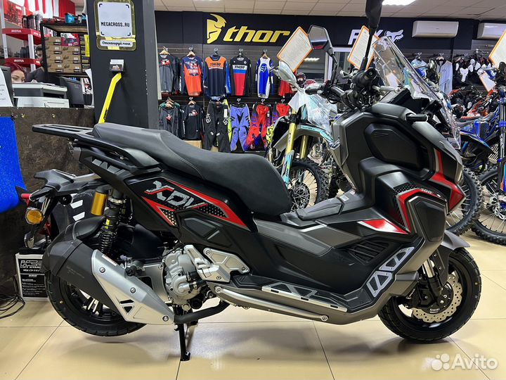 Макси-скутер Regulmoto XDV 300cc 4T EFI