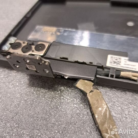 Крышка матрицы с петлями и шлейфом HP omen 15