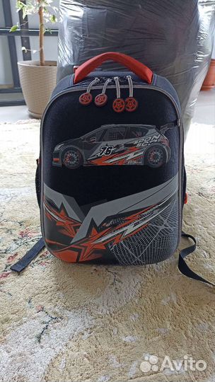 Школьный рюкзак