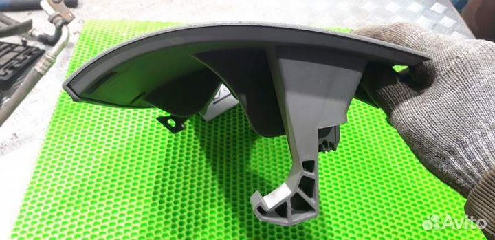 Крышка бардачка Renault Megane 3