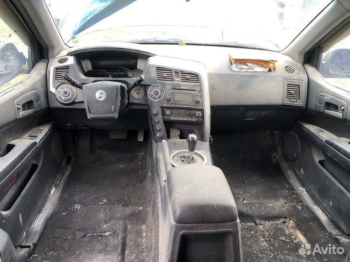 Продам целиком на запчасти Корандо Спорт