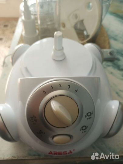 Кухонный комбайн aresa