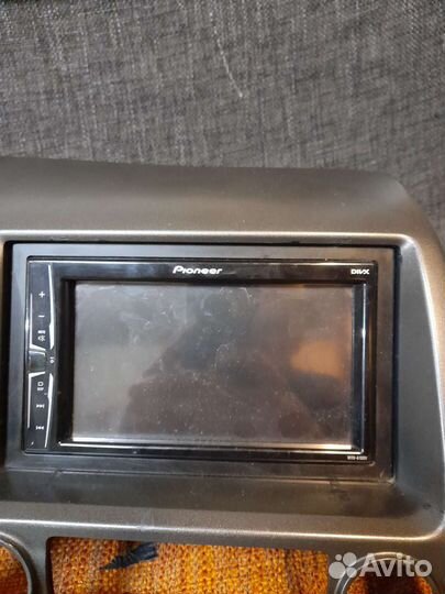 Продам магнитолу Pioneer MVH-A100V