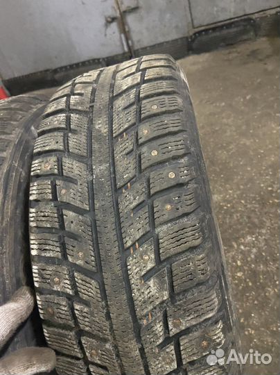 Kumho I'Zen KW22 205/60 R16