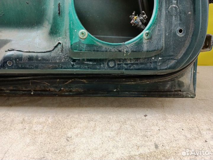 Дверь боковая передняя левая Mitsubishi Galant De