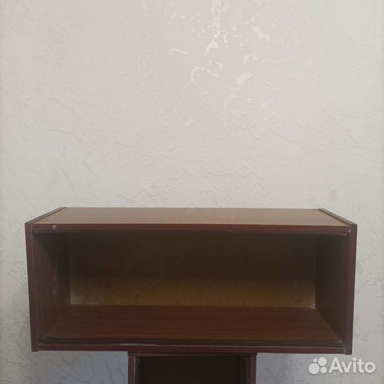 Полка подвесная