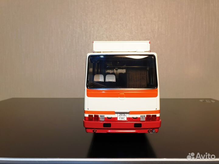 Ikarus 250.70 Intourist Земляничный Demprice