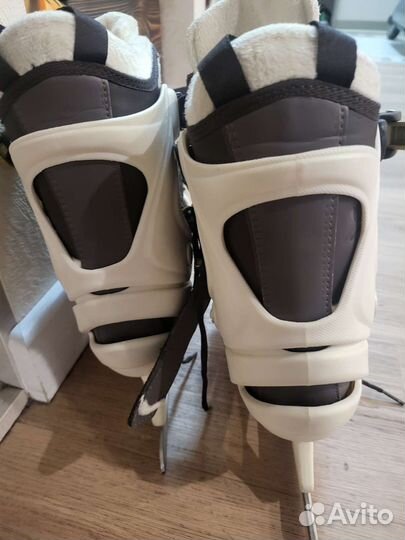 Коньки женские