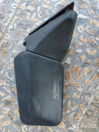 Боковое зеркало на ваз