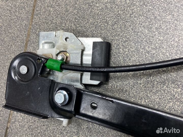 Стеклоподьемник пер-ий правый vw vento golf 3