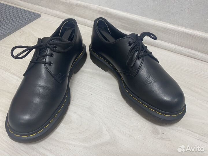 DR. martens 1461 slip resistant 41 Размер