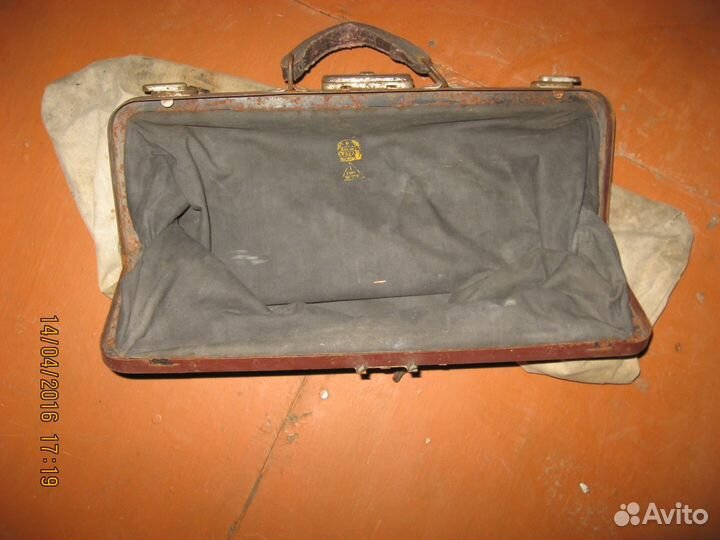 Cумка фельд-связи, или инкассаторская