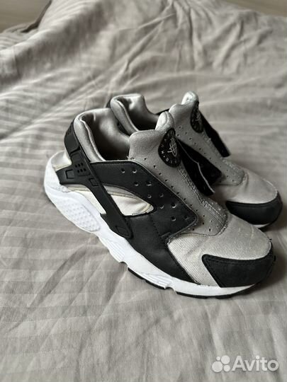 Детские кроссовки Nike Huarache оригинал 35р