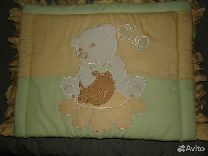 Бортики в кроватку