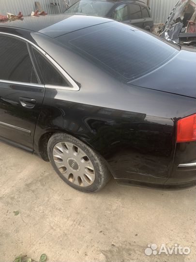 Заднее крыло Audi A8 d3