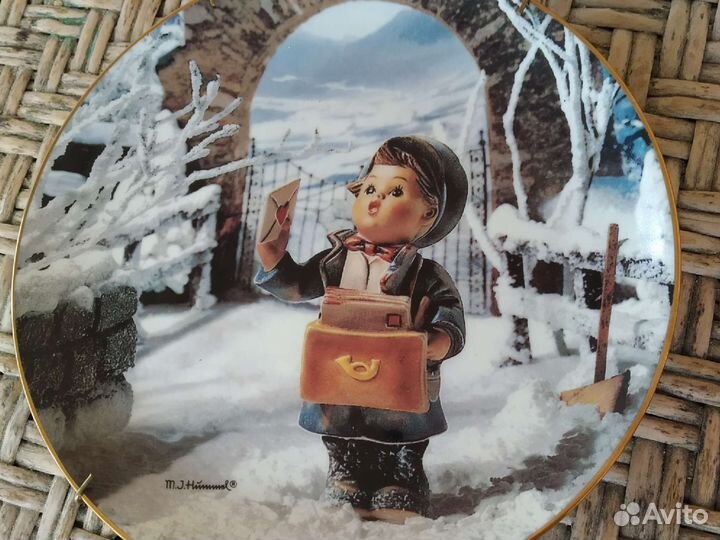 Настенная тарелка Hummel Goebel