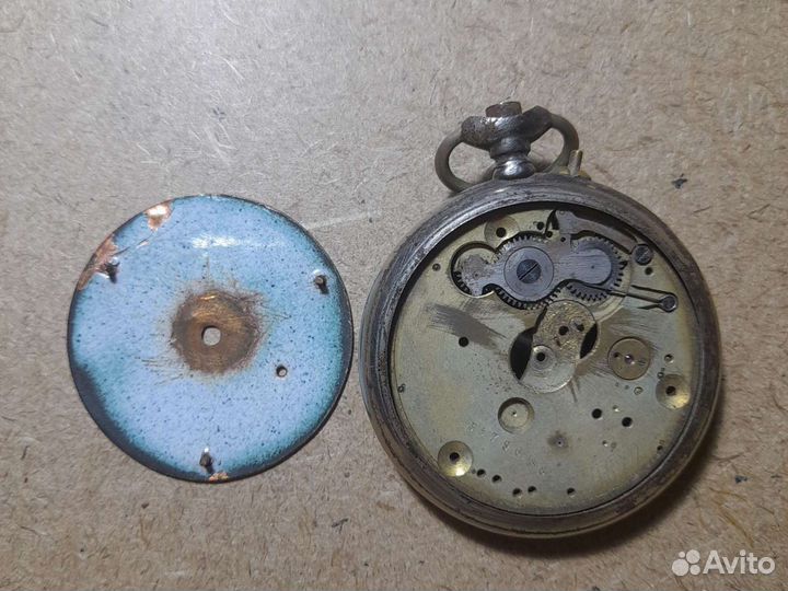 Часы карманные Швейцаоия на запчасти