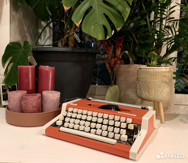 Пишущая печатная машинка unis tbm deluxe