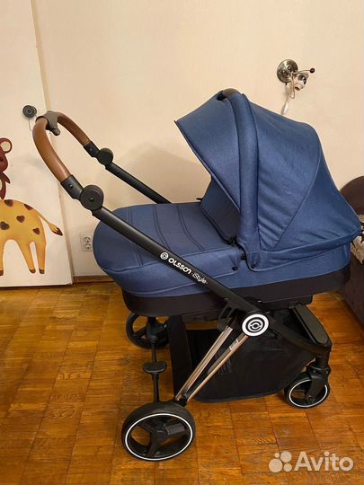 Прогулочная коляска