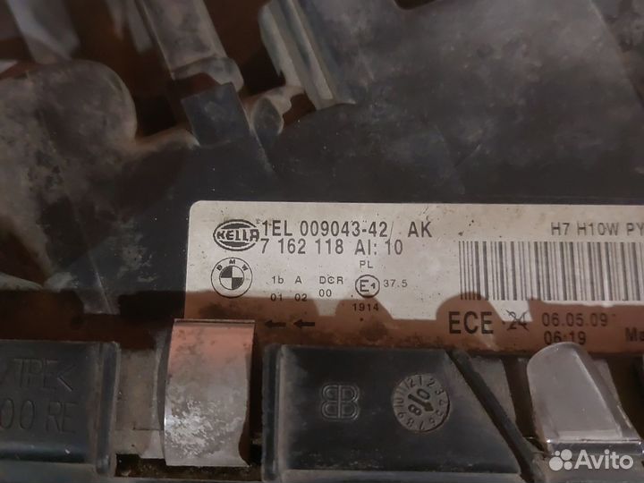 Фара правая биксенон BMW 7 E65 E66