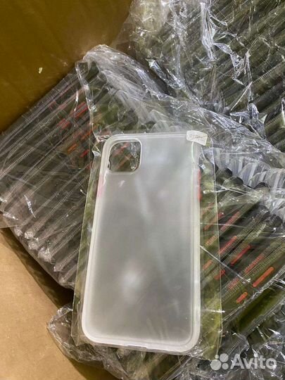 Чехлы на телефон