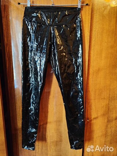 Лаковая одежда