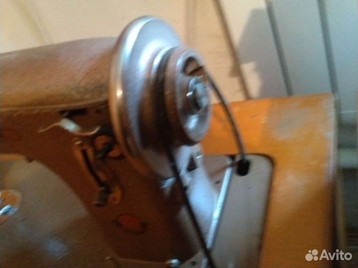 Швейная машина Подольск ножная