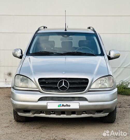 Mercedes-Benz M-класс 2.3 МТ, 1998, 335 345 км