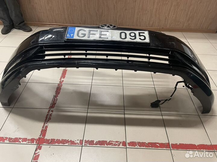 Бампер передний Volkswagen Passat B7 3AA807221GRU