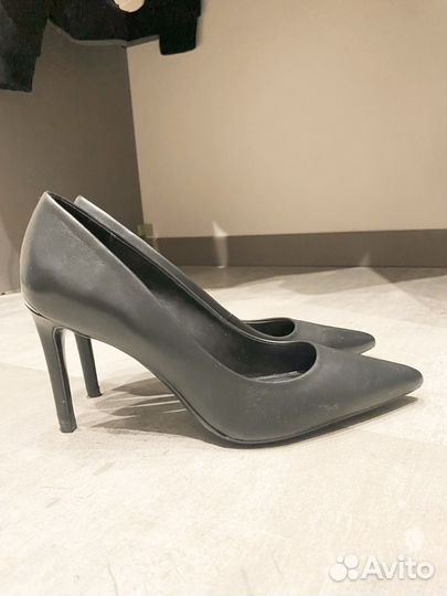 Туфли женские 38 размер черные