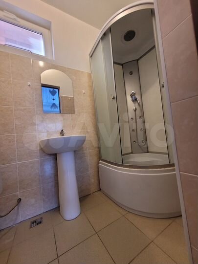 Комната 20 м² в 1-к., 1/3 эт.