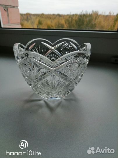 Хрустальная конфетница