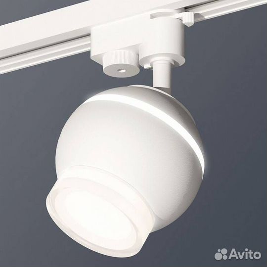 Светильник на штанге Ambrella Light XT XT1101070