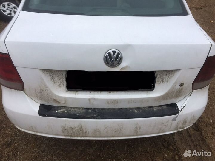 Крышка багажника Фольксваген поло