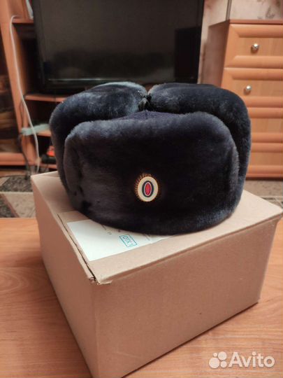 Мужская шапка ушанка