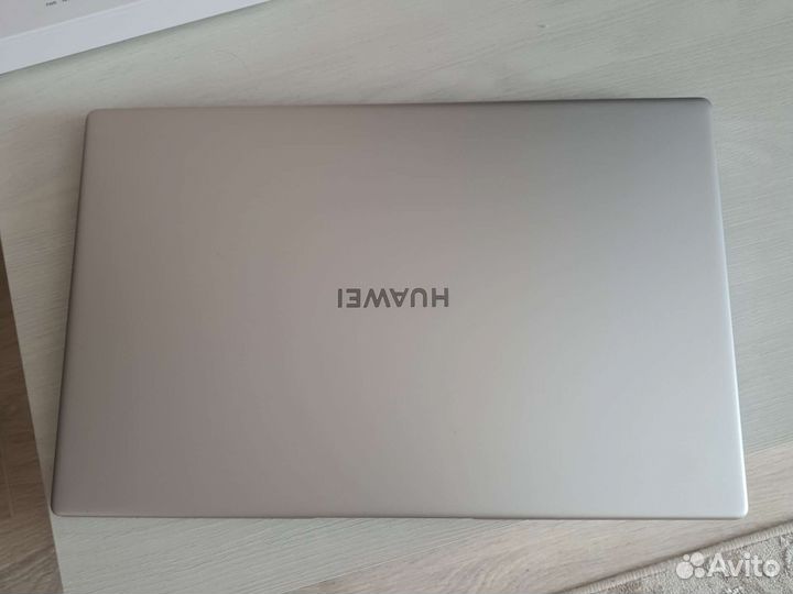 Huawei matebook d15 i5