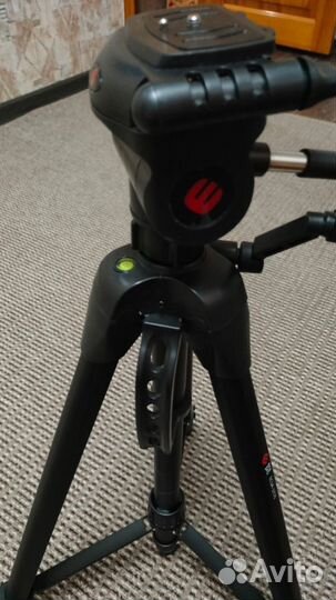 Штатив для фотоаппарата canon