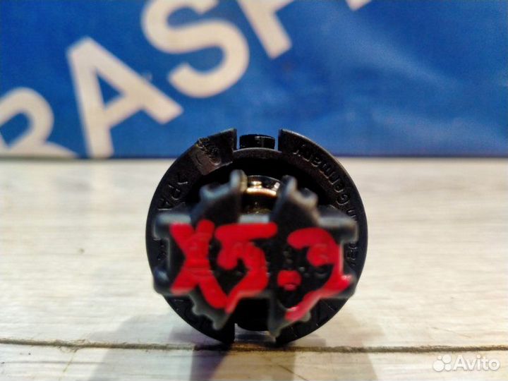 Патрон лампы Bmw X5 E53 4.4I M62 03/2001