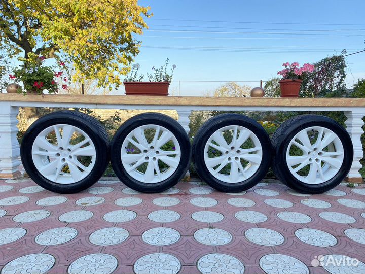R20 Accelera 651 Sport 265/50, PCD 5x114.3 DIA 52.5