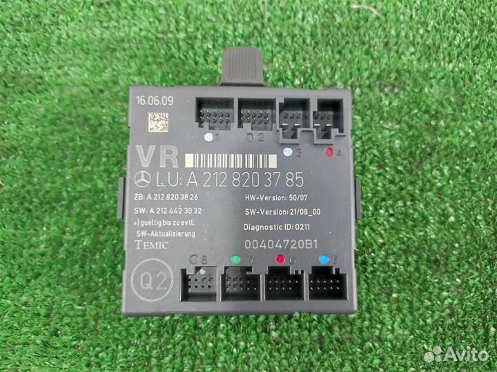 Блок управления дверьми Mercedes Benz E-class W21